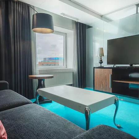 Radisson Blu Scandinavia Szálloda 4*