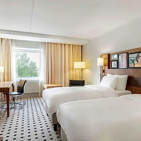 Radisson Blu Scandinavia فندق 4*