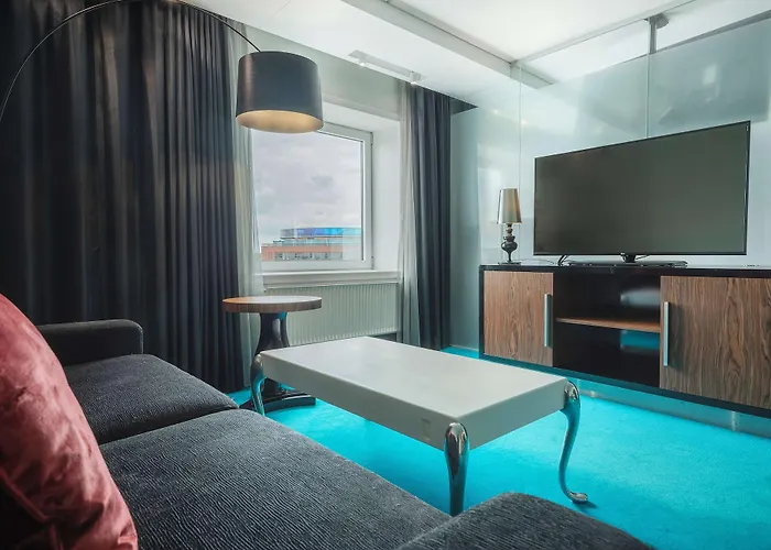Radisson Blu Scandinavia Otel 4*